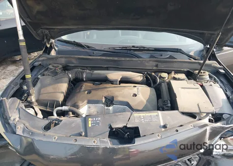 2015 Chevrolet Malibu 1Lt z USA, uszkodzony, nr VIN 1G11C5SL5FF106314